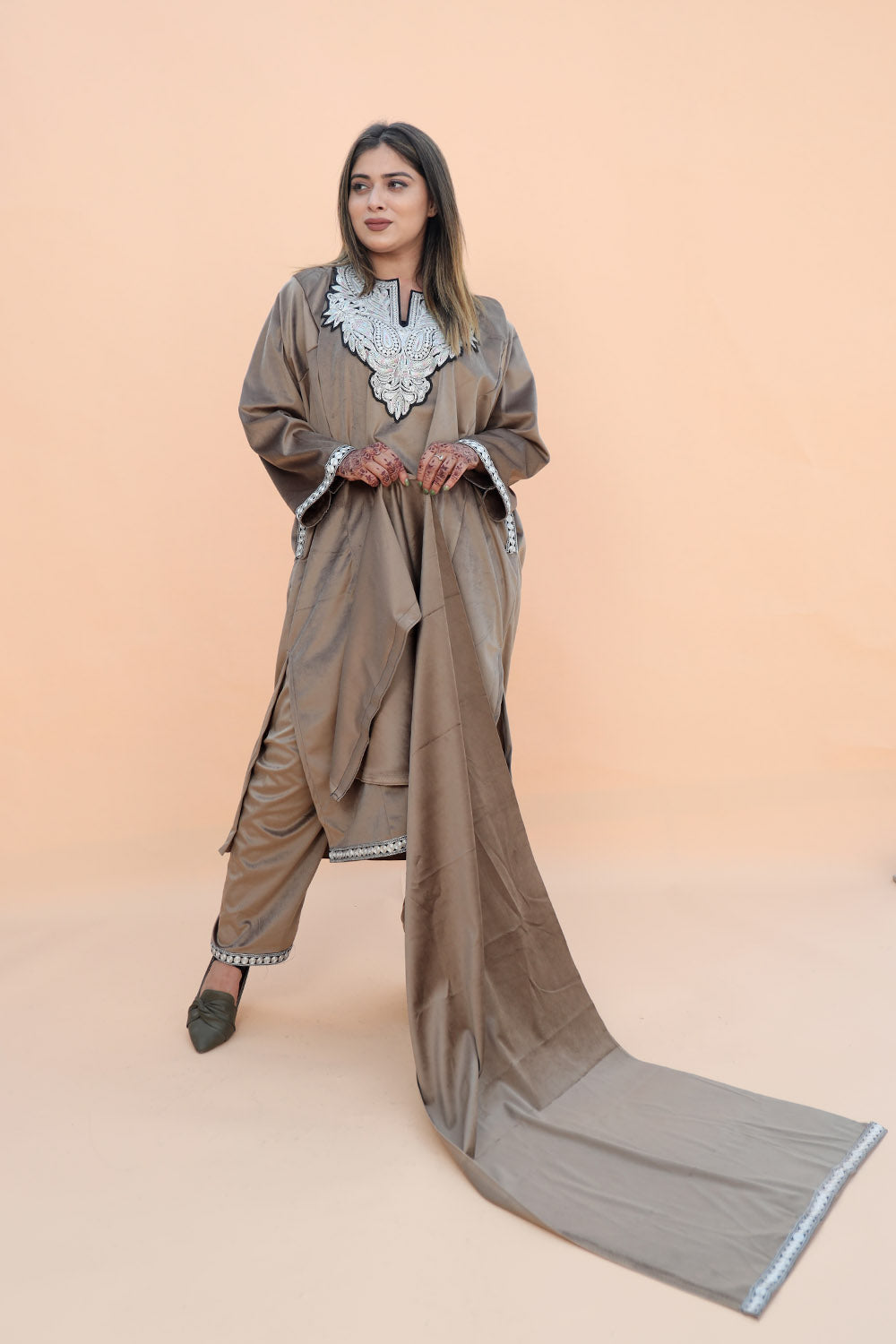 Beige Color Kashmiri Pheran Set With Tilla Patch Work