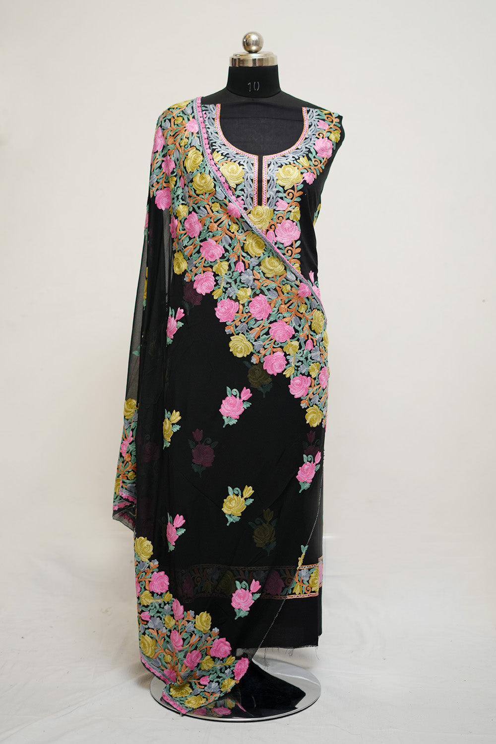 Black Aari Work Salwar Kameez With Neckline Rose Pattern