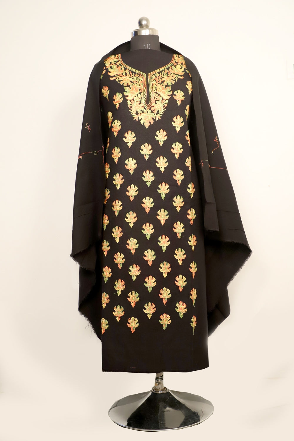 Black Color Kashmiri Woolen Aari Work Embroidered