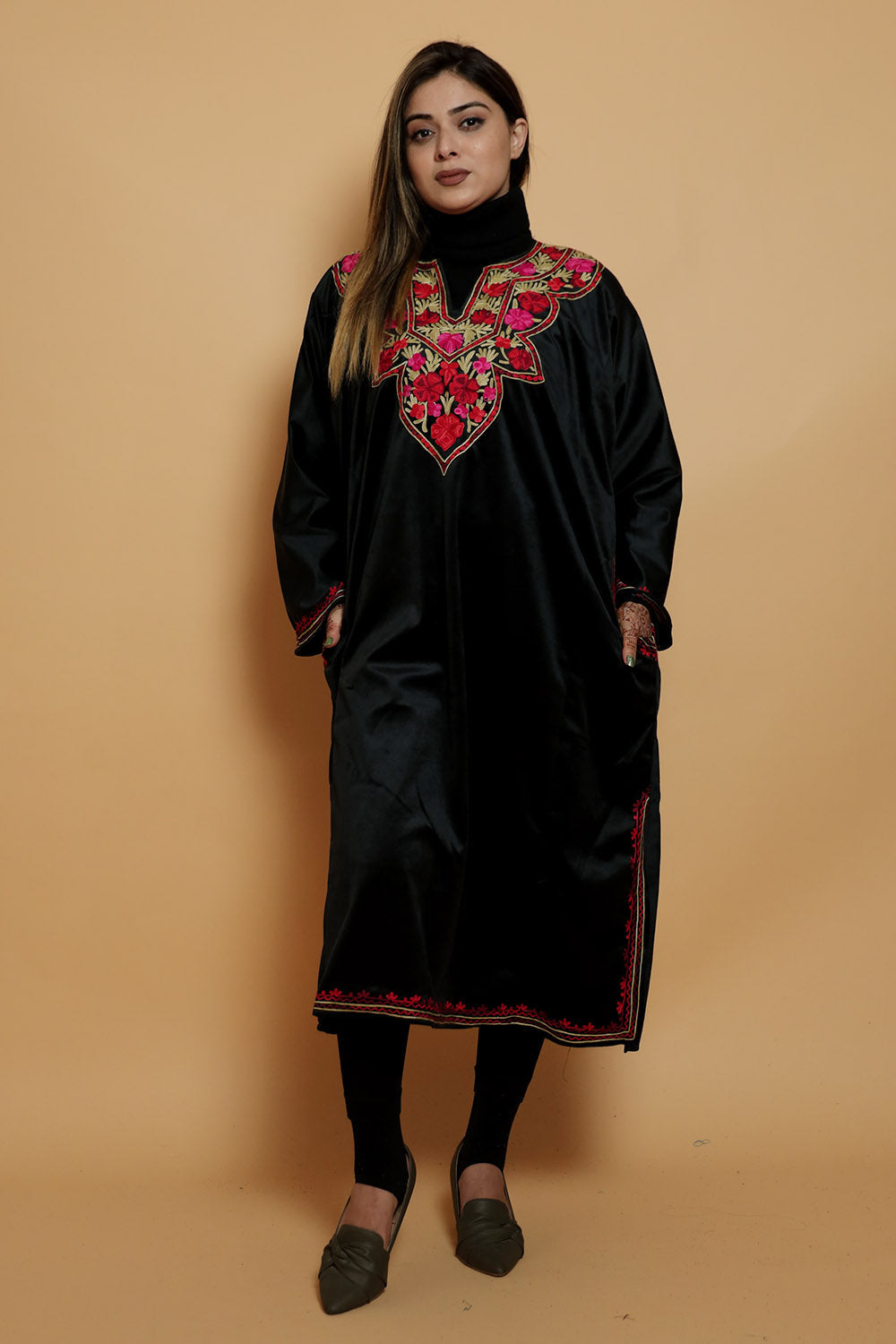 Black Colour Very Soft Warm And Elegant Suede Velvet Pheran