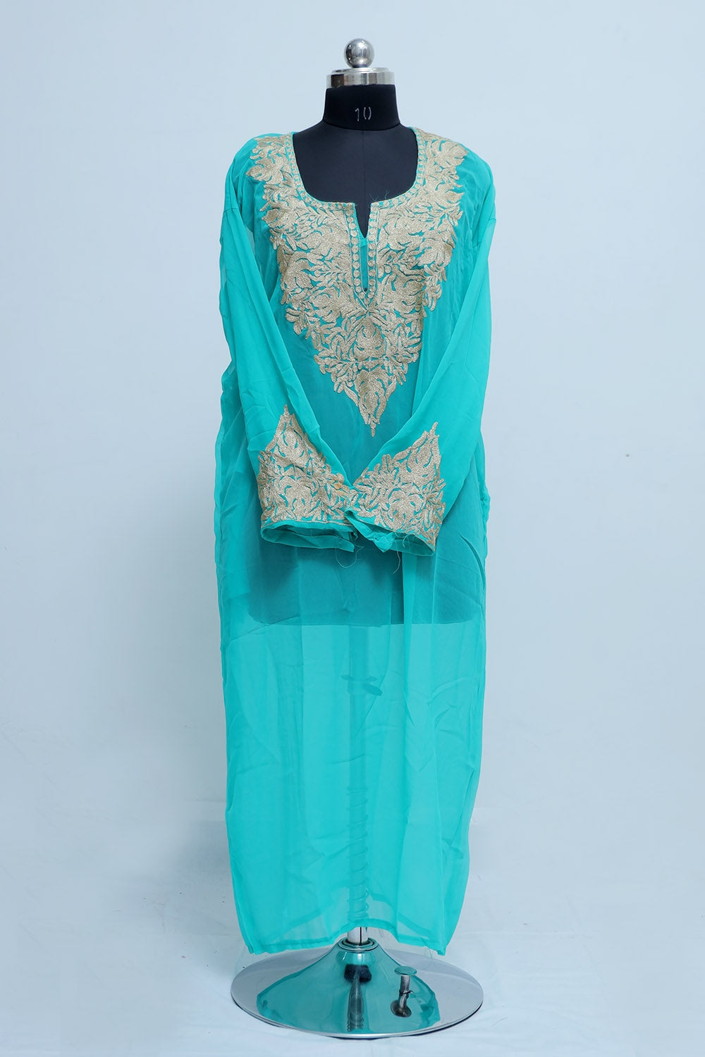 Blue Colour Kurti Looks Elegent With Kashmiri Tilla