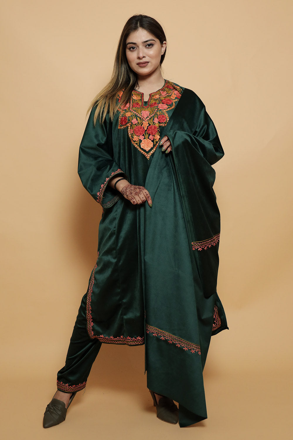 Bottle Green Color Kashmiri Pheran Set With Kashida Aari