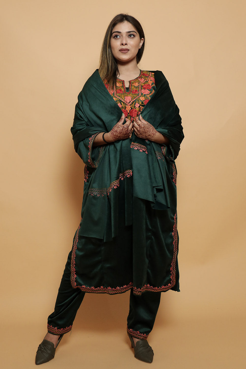 Bottle Green Color Kashmiri Pheran Set With Kashida Aari