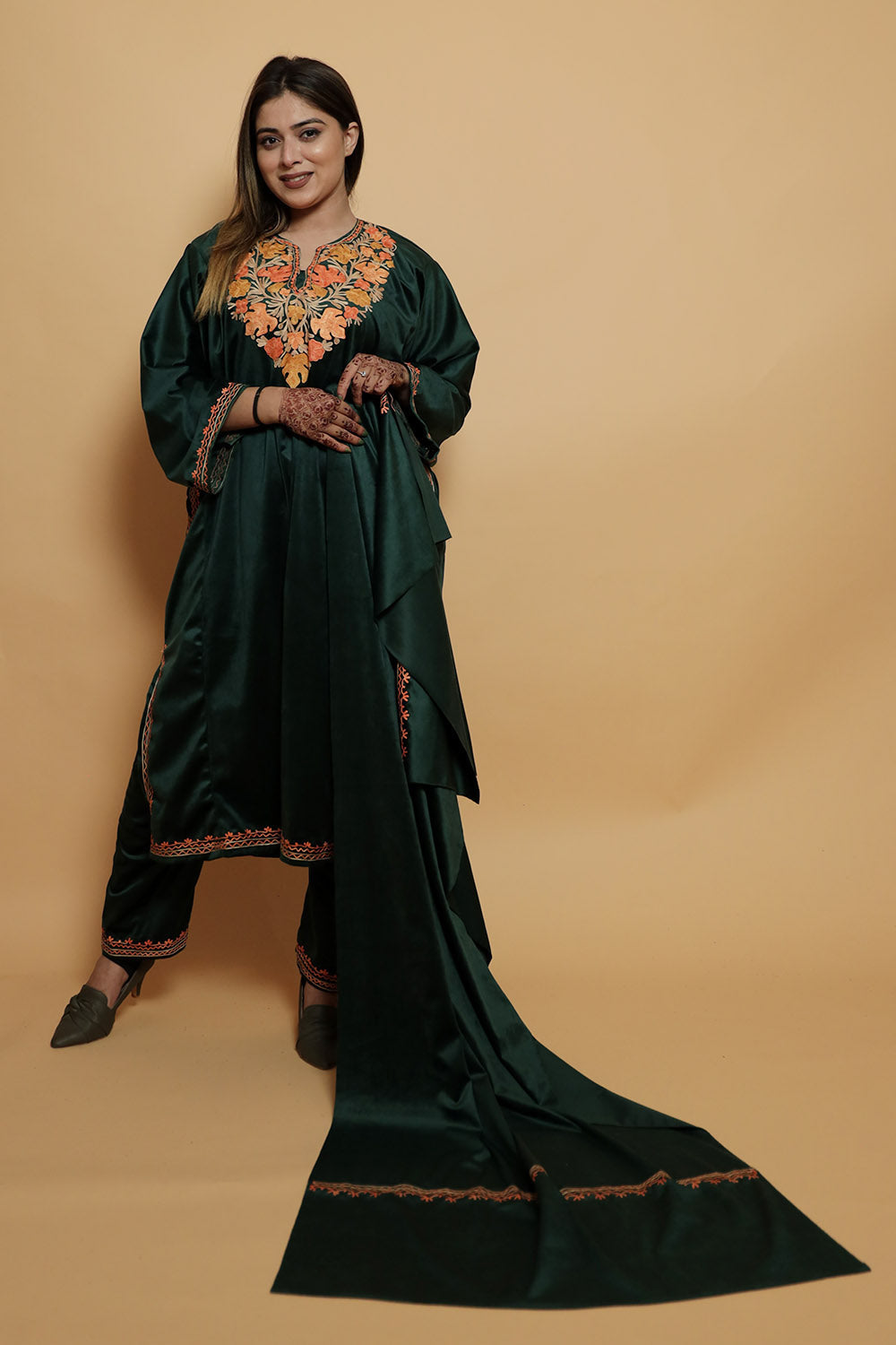 Dark Green Color Kashmiri Pheran Set With Kashida Aari Work