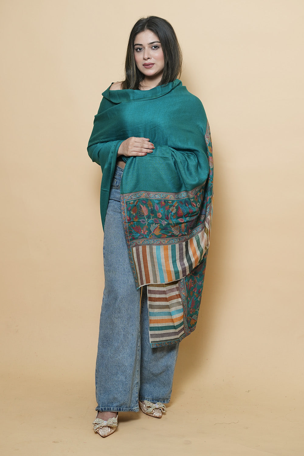 Green Colour Kani Shawl With Bold And Dense Border Gives