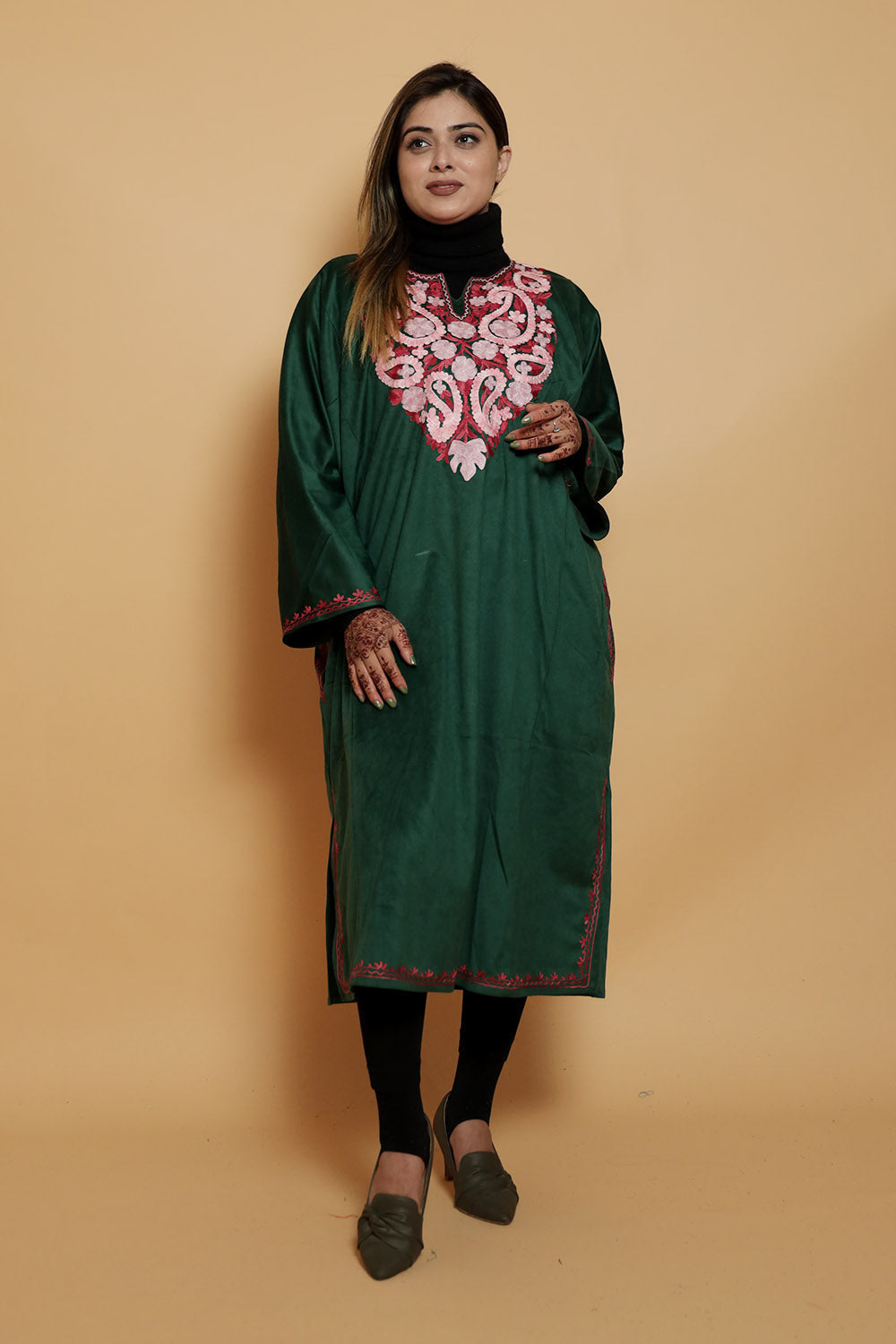 Green Colour Very Soft Warm And Elegant Suede Velvet Pheran