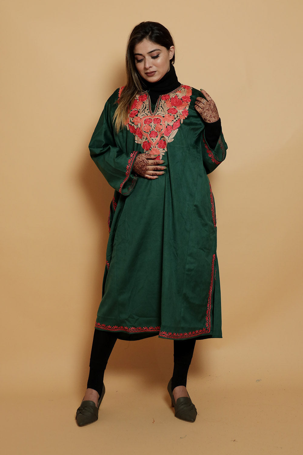 Green Colour Very Soft Warm And Elegant Suede Velvet Pheran