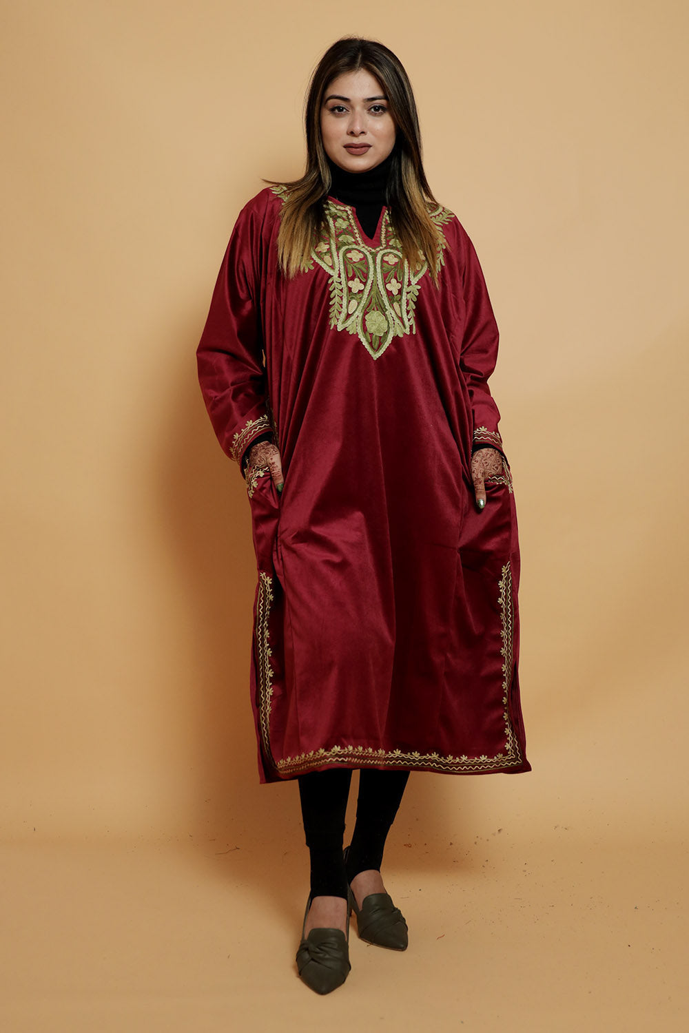 Maroon Colour Very Soft Warm And Elegant Suede Velvet Pheran