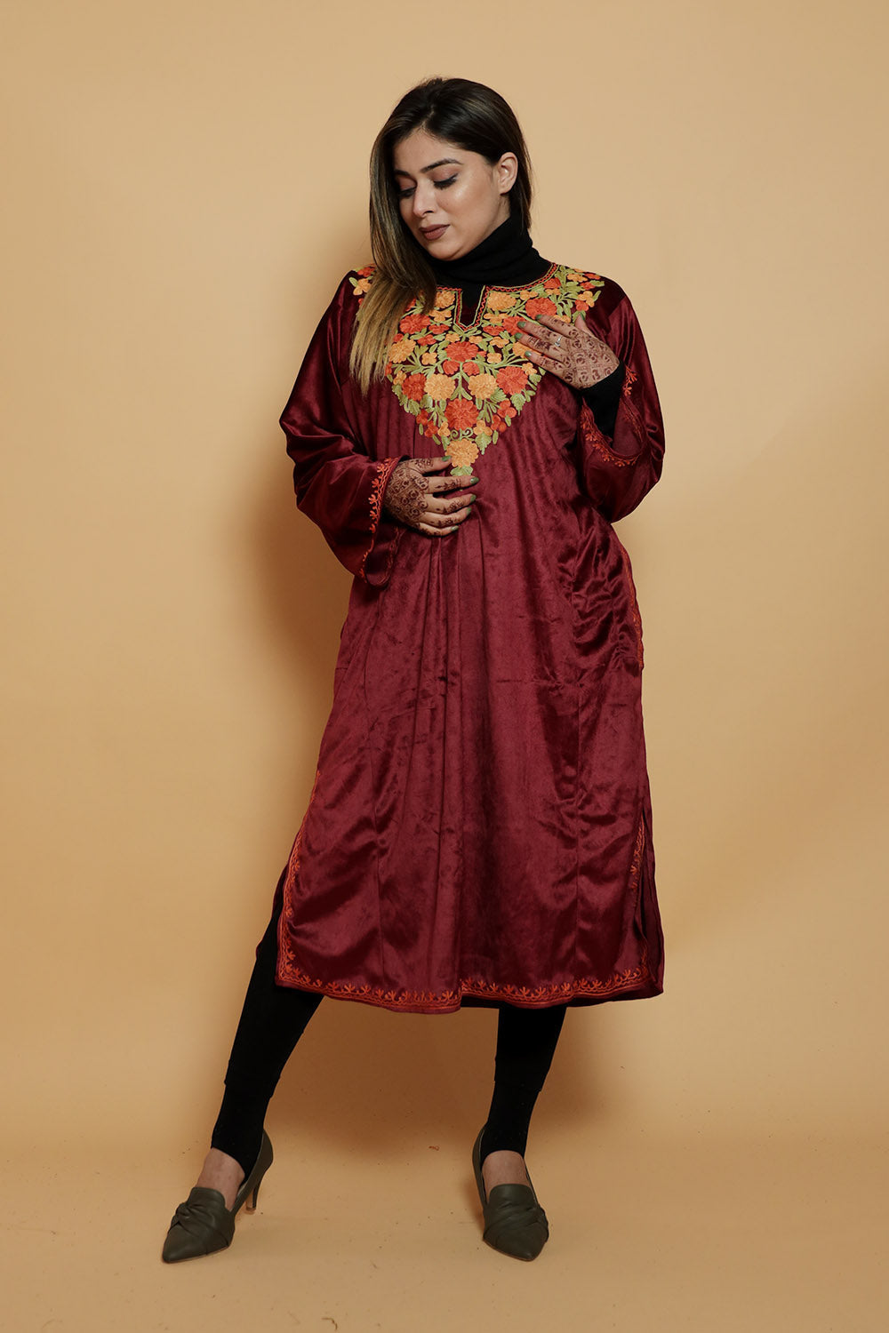 Maroon Colour Very Soft Warm And Elegant Suede Velvet Pheran