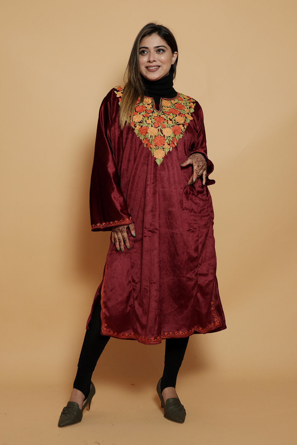 Maroon Colour Very Soft Warm And Elegant Suede Velvet Pheran