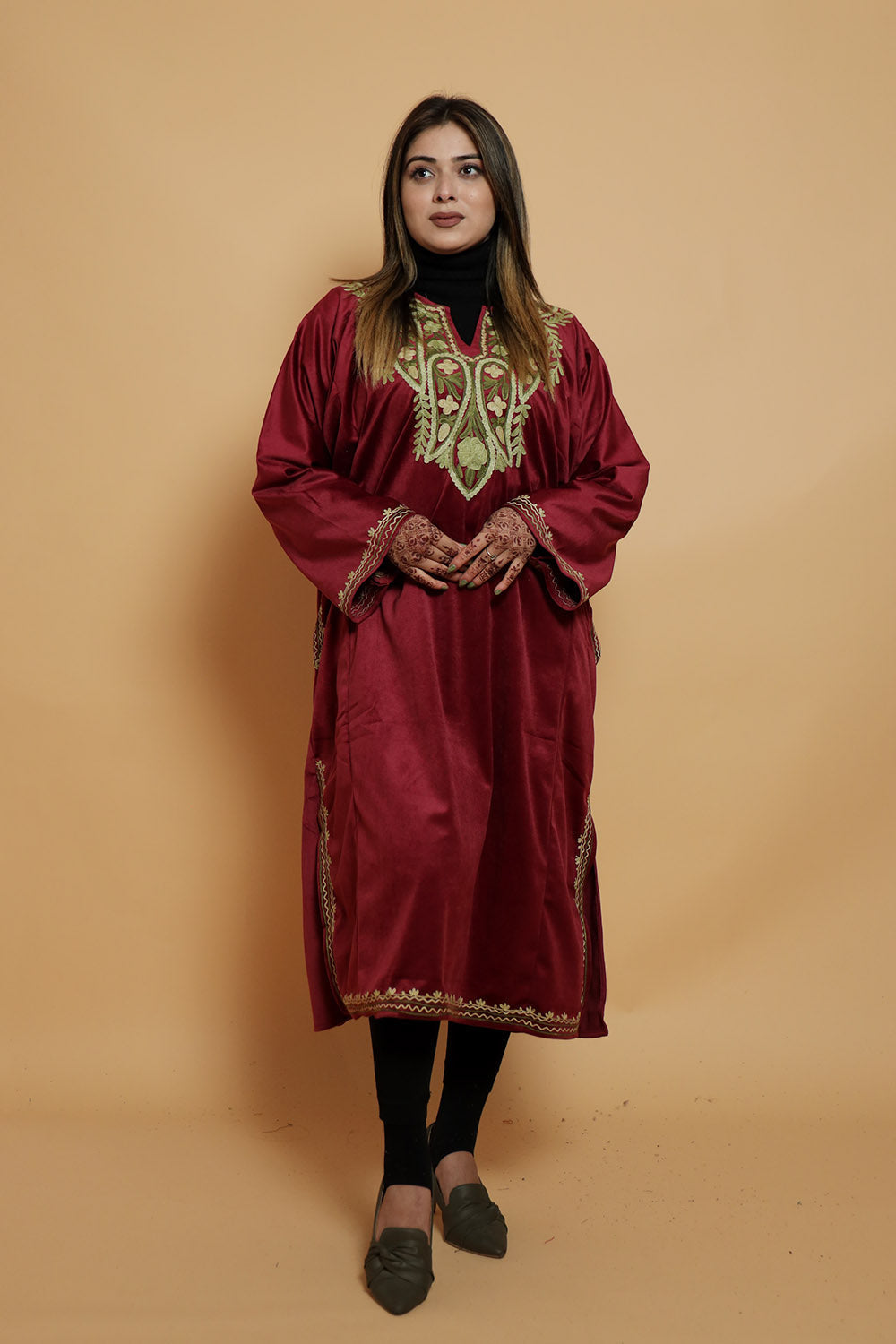 Maroon Colour Very Soft Warm And Elegant Suede Velvet Pheran