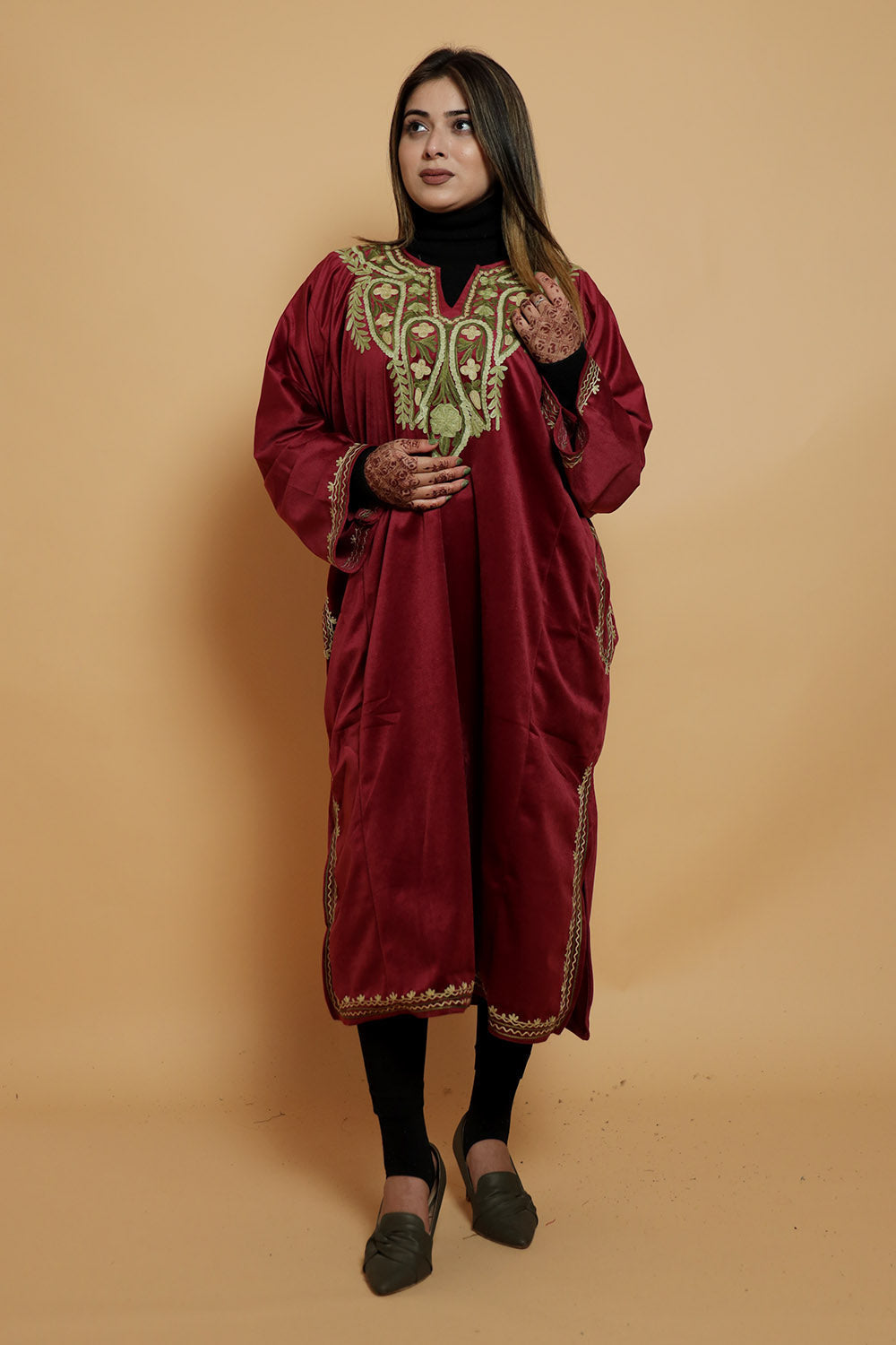 Maroon Colour Very Soft Warm And Elegant Suede Velvet Pheran