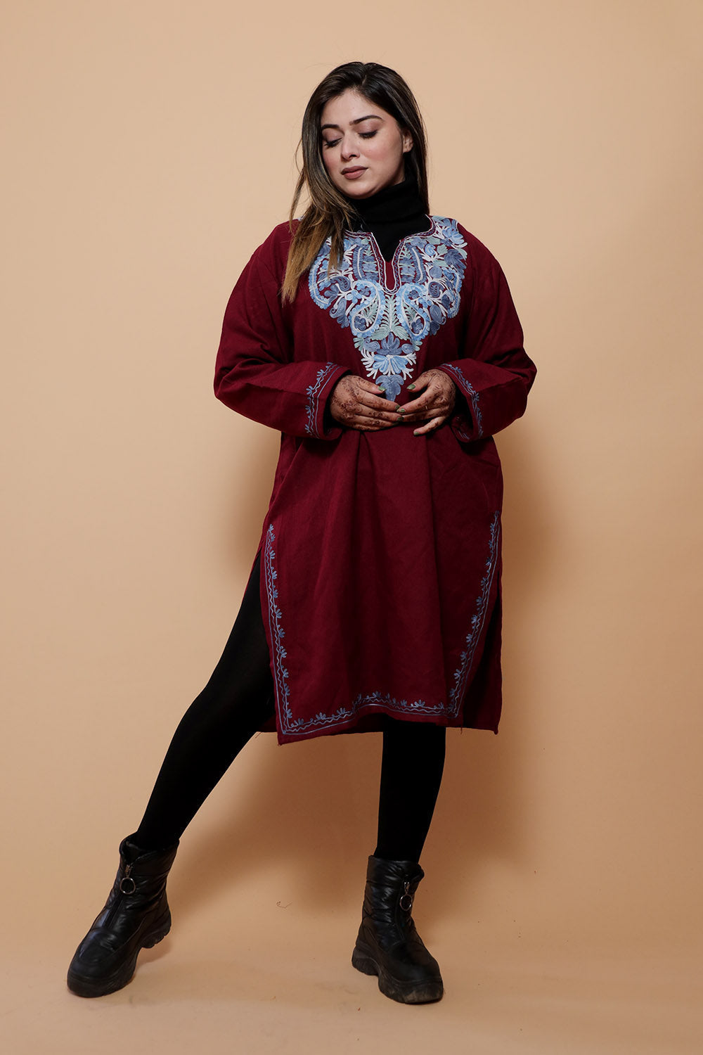 Maroon Colour Very Soft Warm And Elegant Wool Pheran