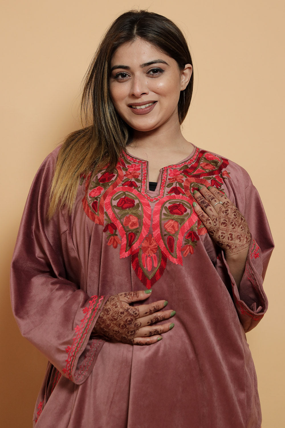 Onion Color Kashmiri Pheran Set With Kashida Aari Work