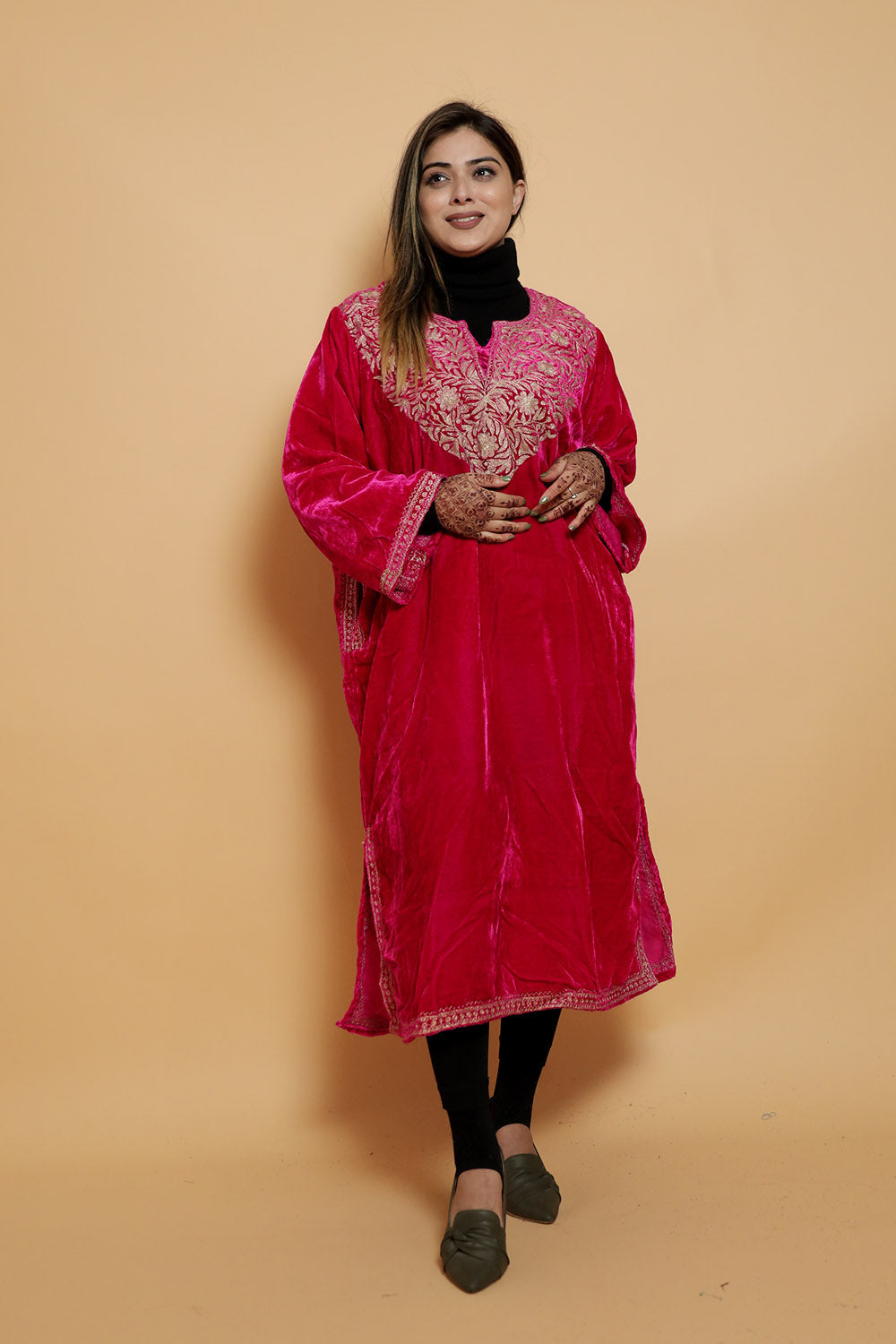 Pink Color Aari Work Embroidered Velvet Kashmiri Phiran