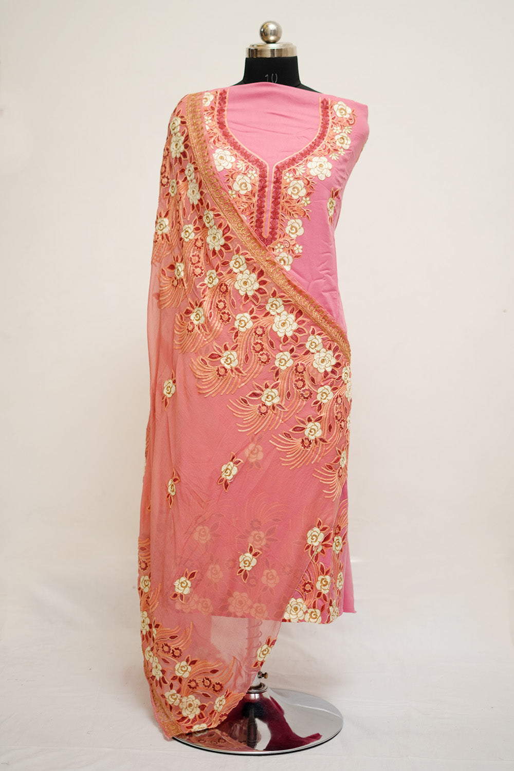 Pink Colour Aari Work Salwar Kameez With Neckline Pattern