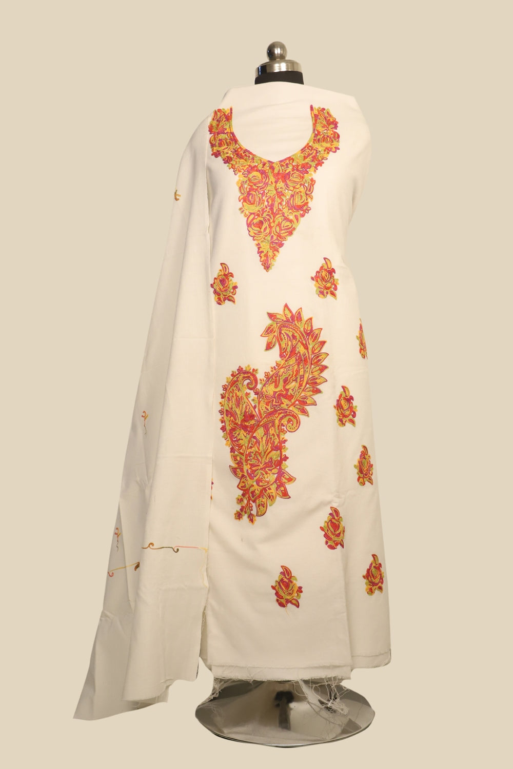 Off White Color Kashmiri Woolen Aari Work Embroidered