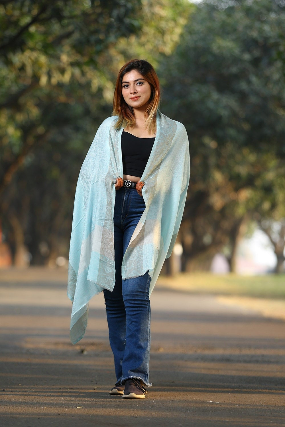 ALLURING SKY BLUE COLOUR KASHMIRI STOLE DEFINES FEMINISM