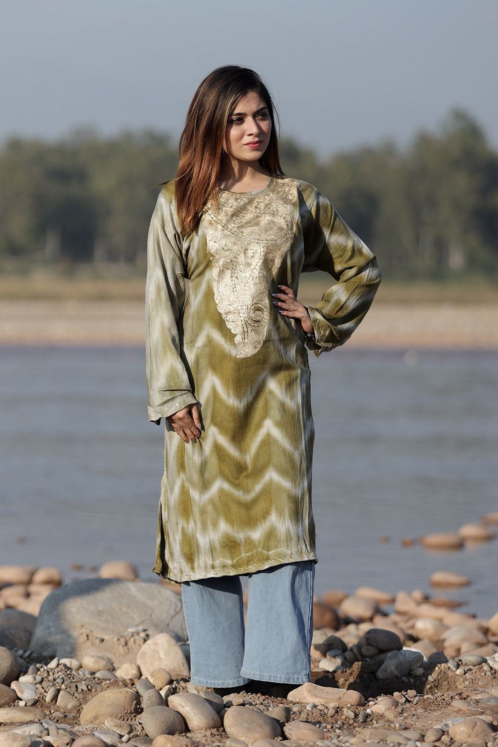 AMAZING OLIVE GREEN COLOUR TIE DYE Aari Tilla Work