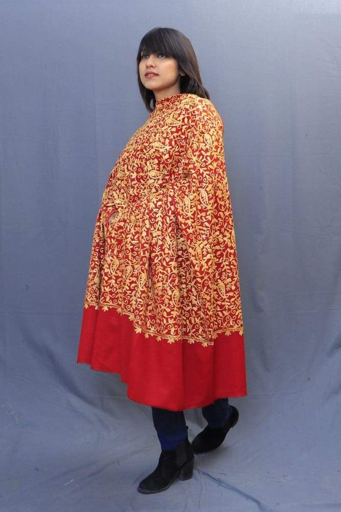 With The Base Of Red Colour This Mustard Rich Jaal Gives