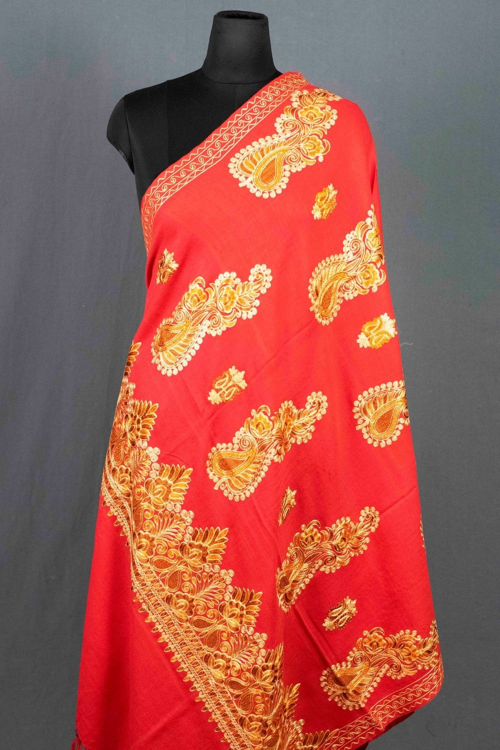 Beautiful Bright Pink Colour Kashmiri shawl Four Sided