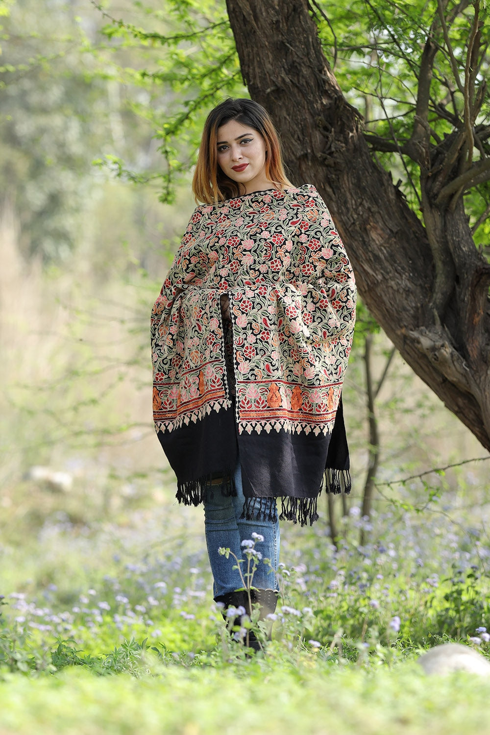 BEAUTIFUL MULTICOLORED Black Colour Stole With Graceful