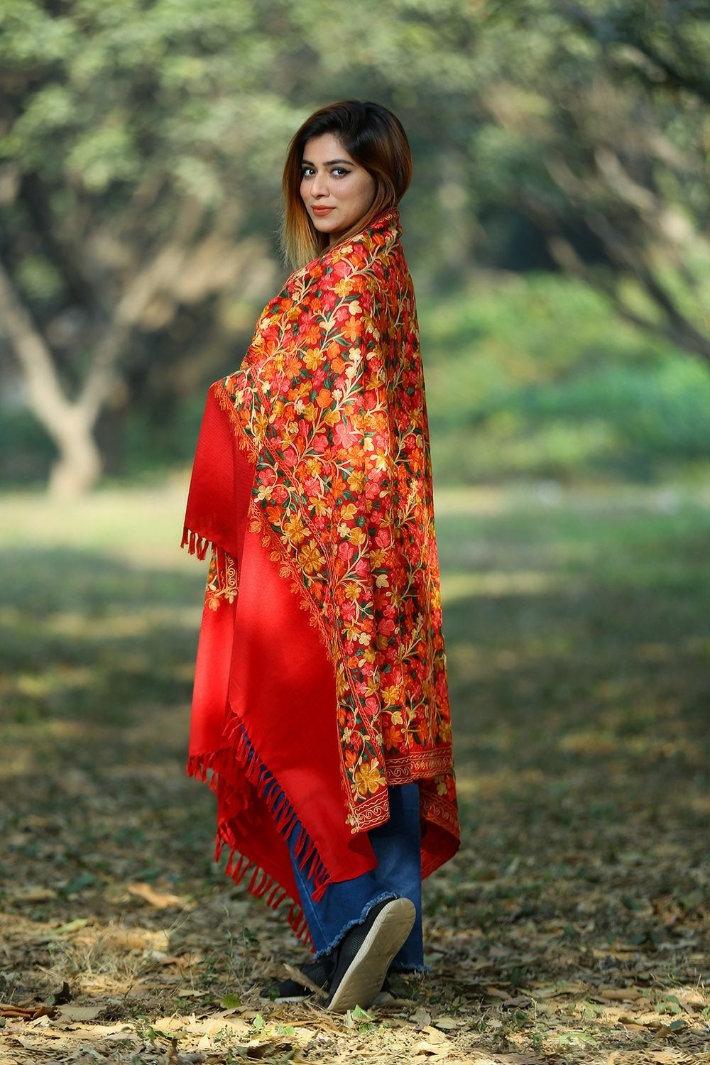 BEAUTIFUL MULTICOLOURED FLORAL ON HOT RED COLOUR SHAWL