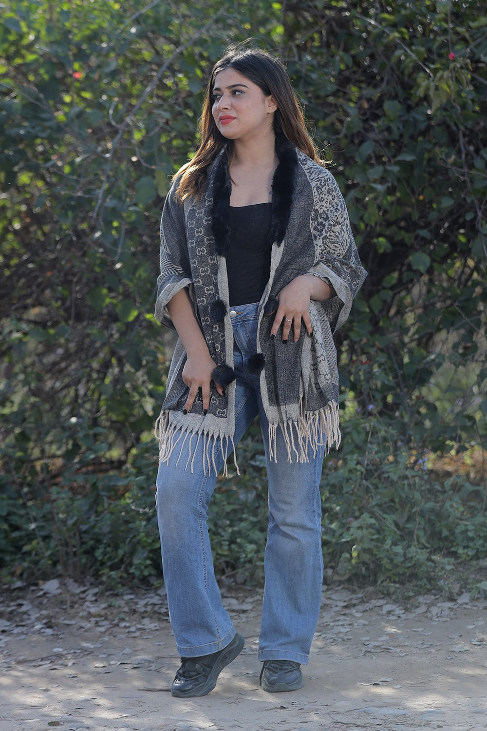 Black & Beige Colour Woollen Cashmere Faux Fur Cape Stole.