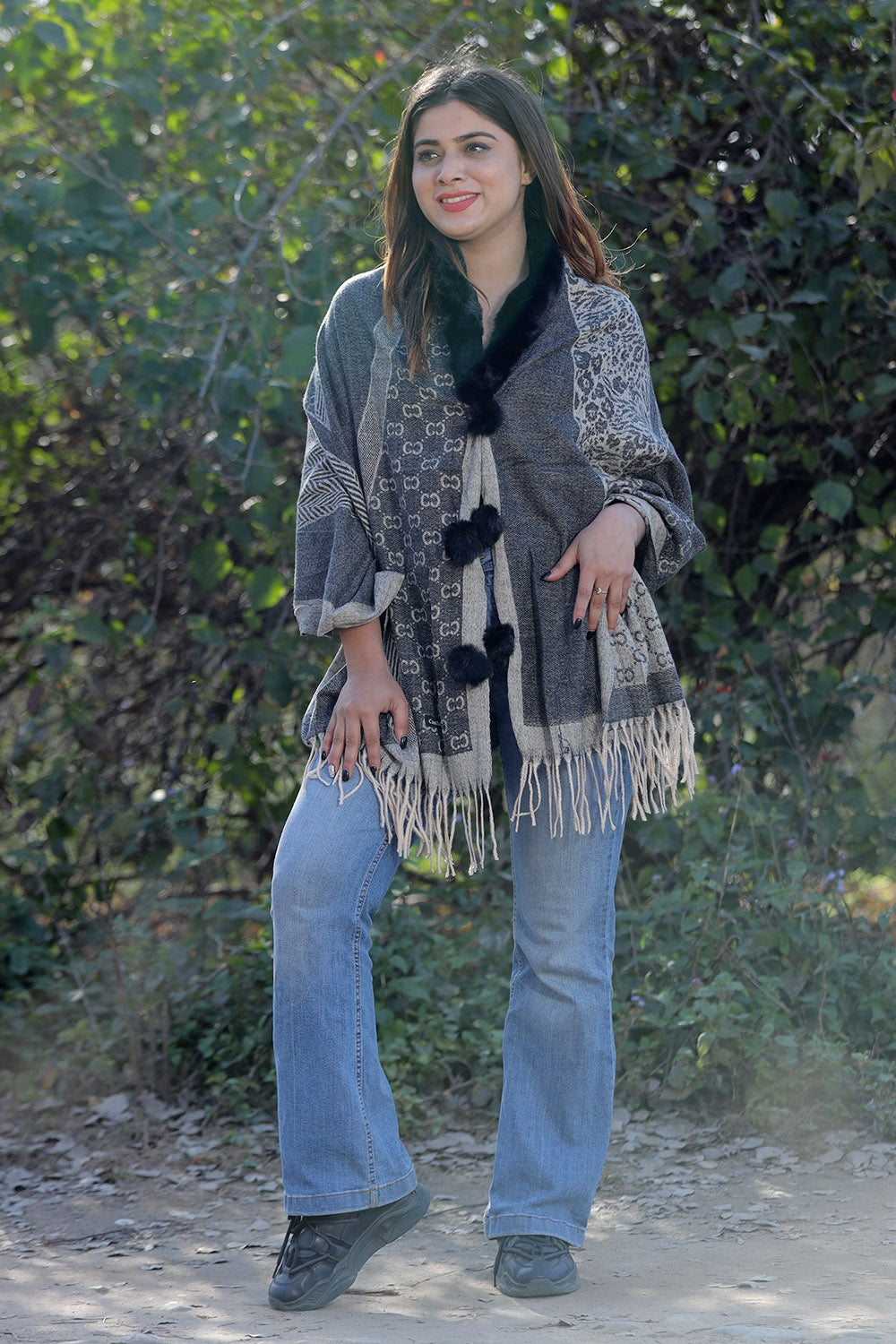 Black & Beige Colour Woollen Cashmere Faux Fur Cape Stole.