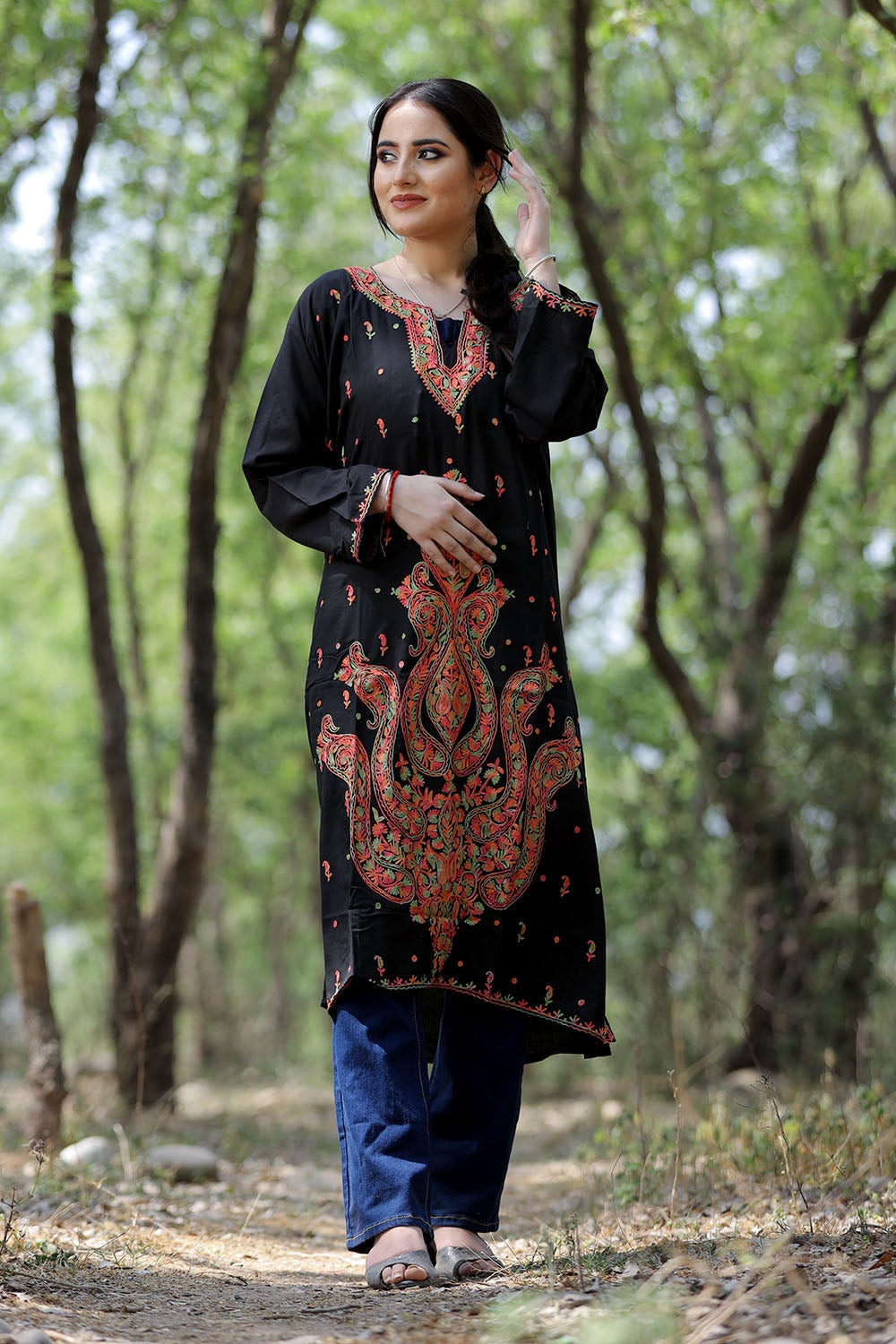 white christmas dresses Black colour cotton kurti with beautifull kashmiri embroidery gives