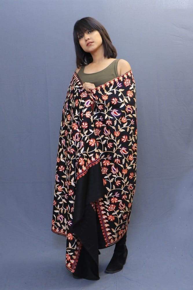 Black Colour Shawl With Amazing All Over Jaal Is A Perfect