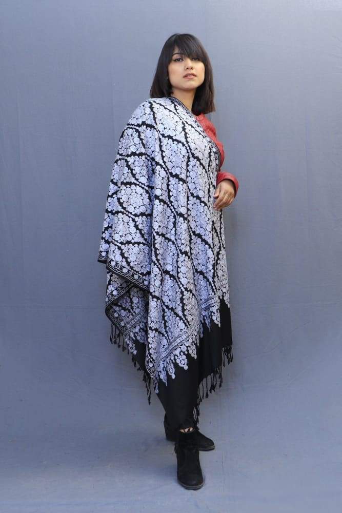 Black Colour Stole With Graceful Matka Pattern Of Kashmiri