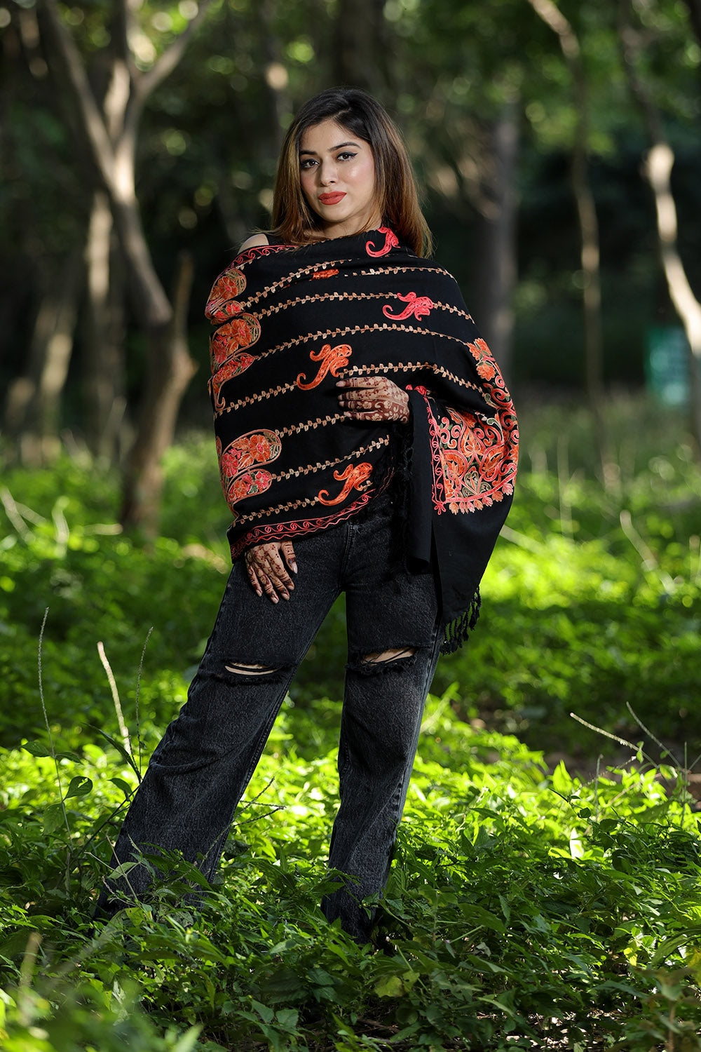 Black Colour Wolen Base With Rich All Over Kashmiri Jaal