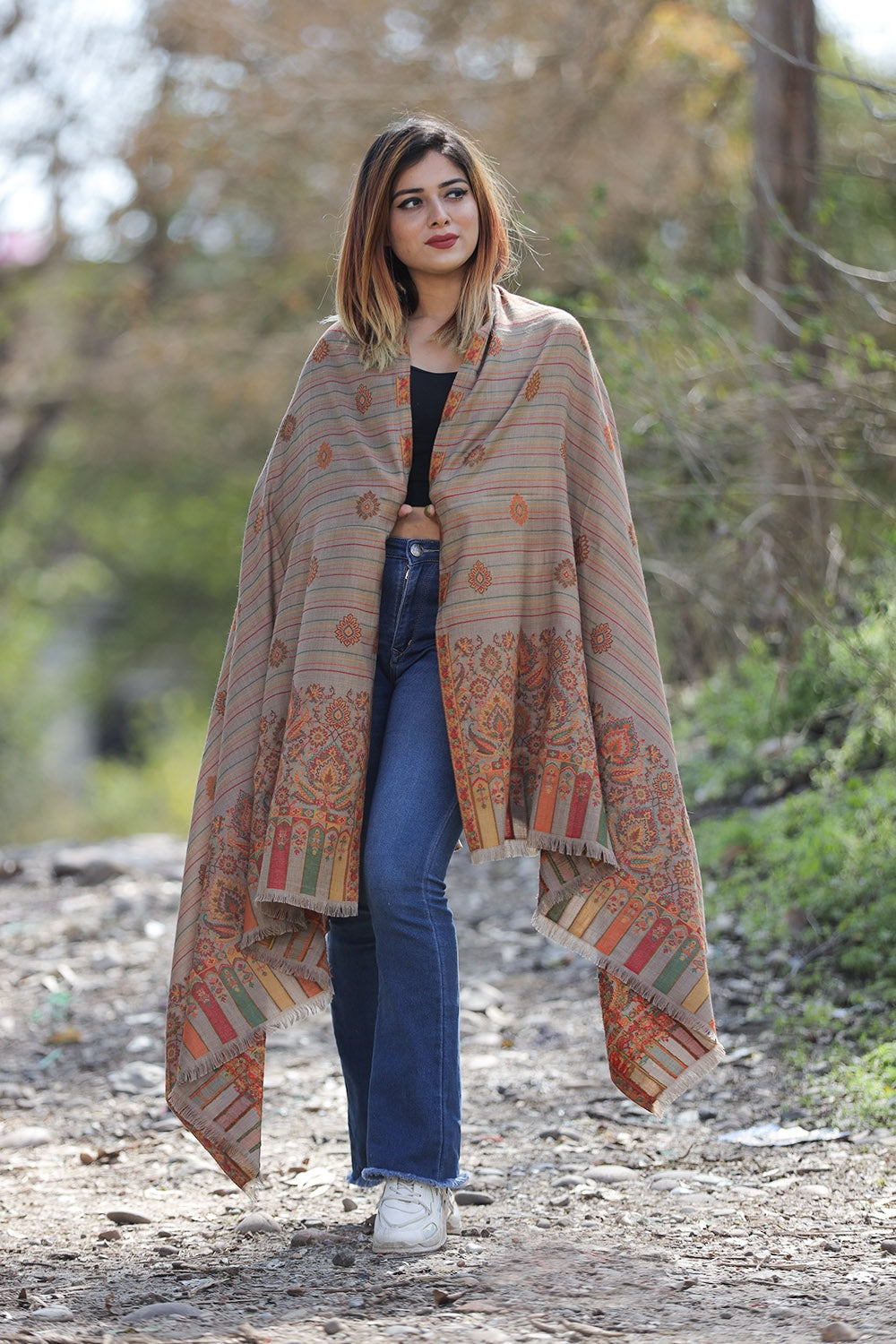 Brown Colour Shawl With Flower Pattern Style Bold And Dense