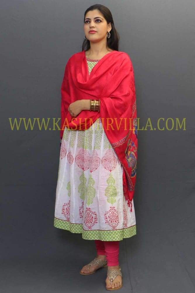 Carrot Color Stole Enriched With Digital Printing On Border