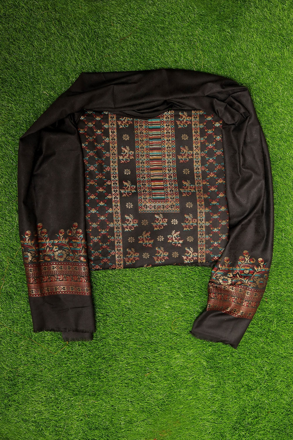 CHARISMATIC BLACK COLOUR COTTON ZARI KANI Suit With Self