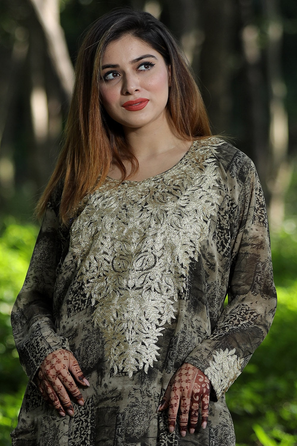 CHARISMATIC EARTHY Multicoloured Printed Georgette Kashmiri