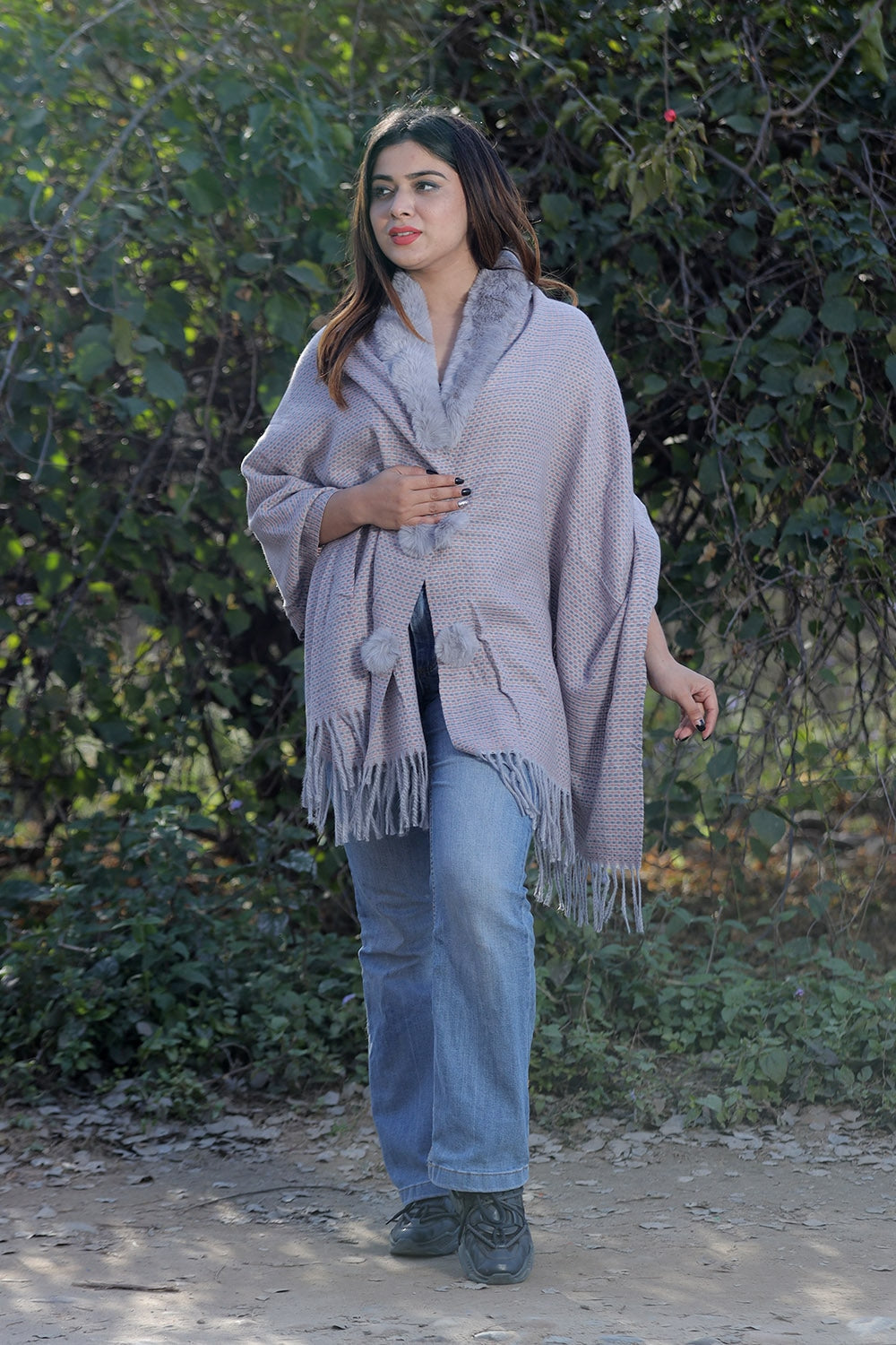 Charismatic Grey Colour Woollen Cashmere Faux Fur Cape