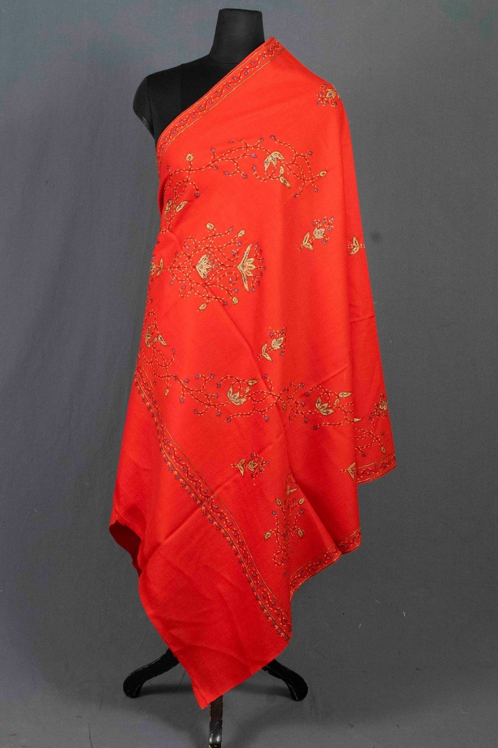 Charismatic Red Colour Sozni Shawl Emblished With Designer