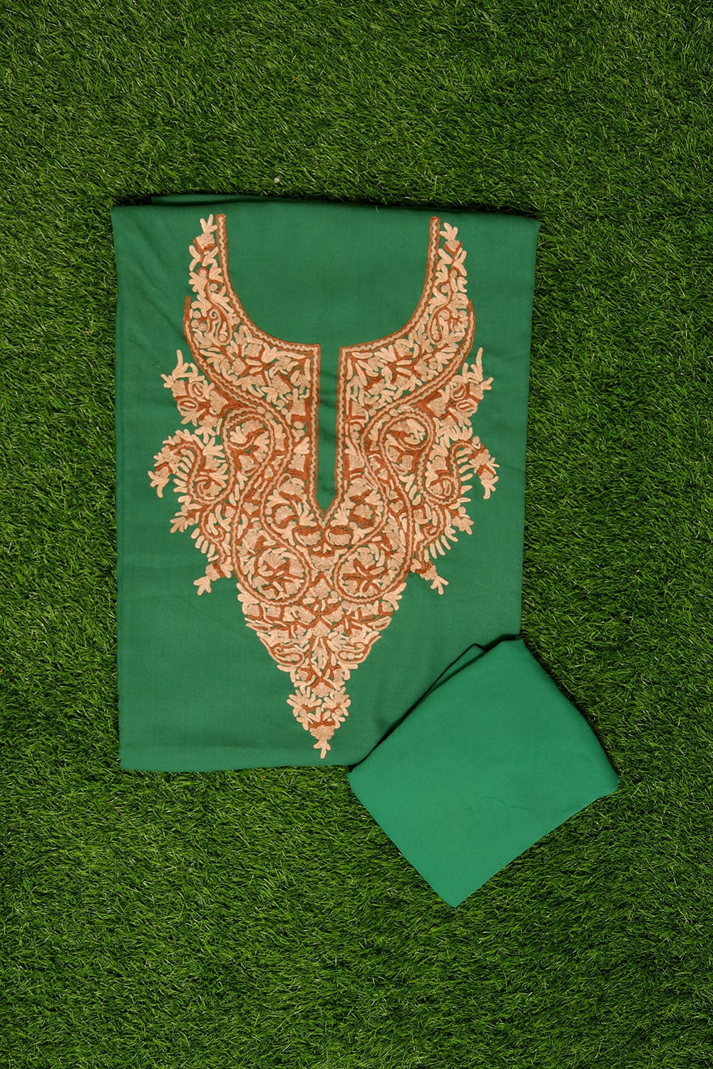 Classy Green Colour Cotton Suit With Beautiful Kashmiri