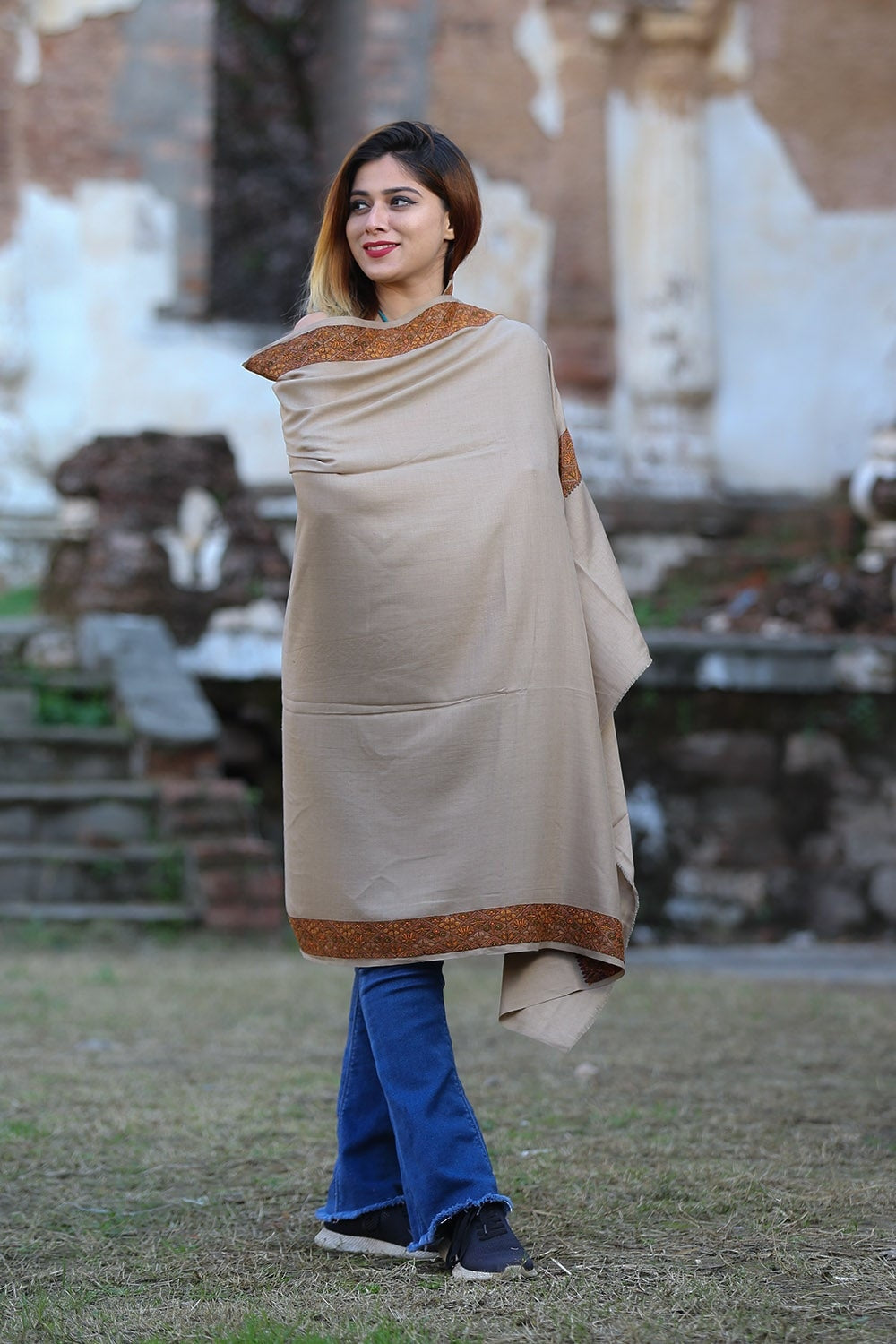 Classy Shade Of Brown Colour Kashmiri Sozni Shawl