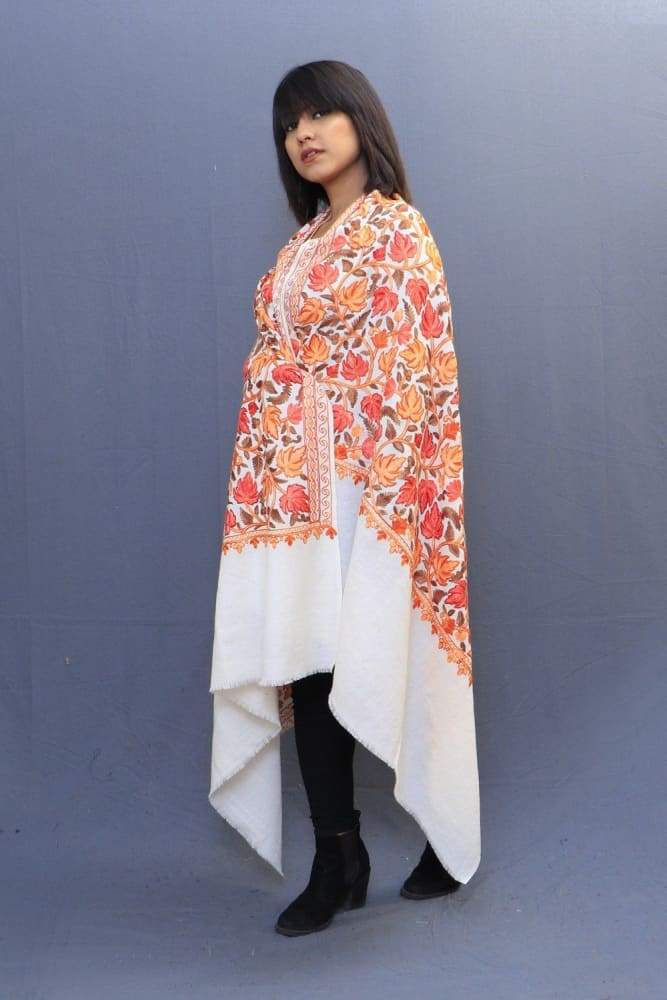 On Creame Colour Base Beautiful Concept Of Chinaar All Over