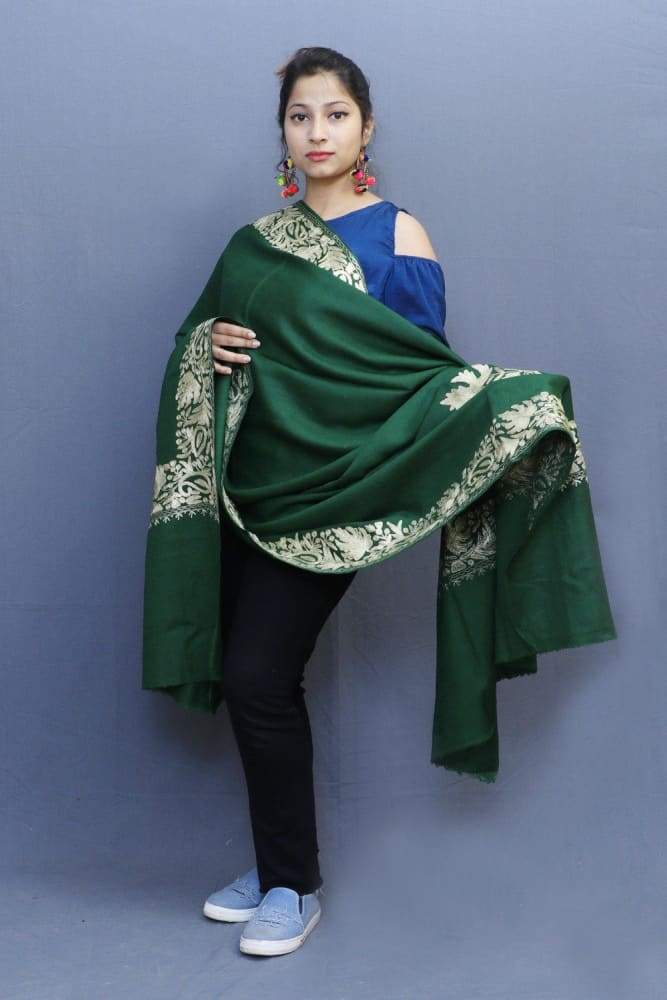 Delicate Tilla Shawl Along With Green Base And Amazing