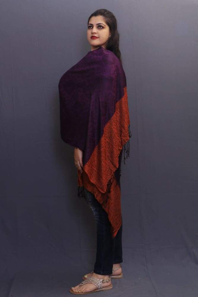 Delicate Wrap Along With Dark Purple Base And Highly