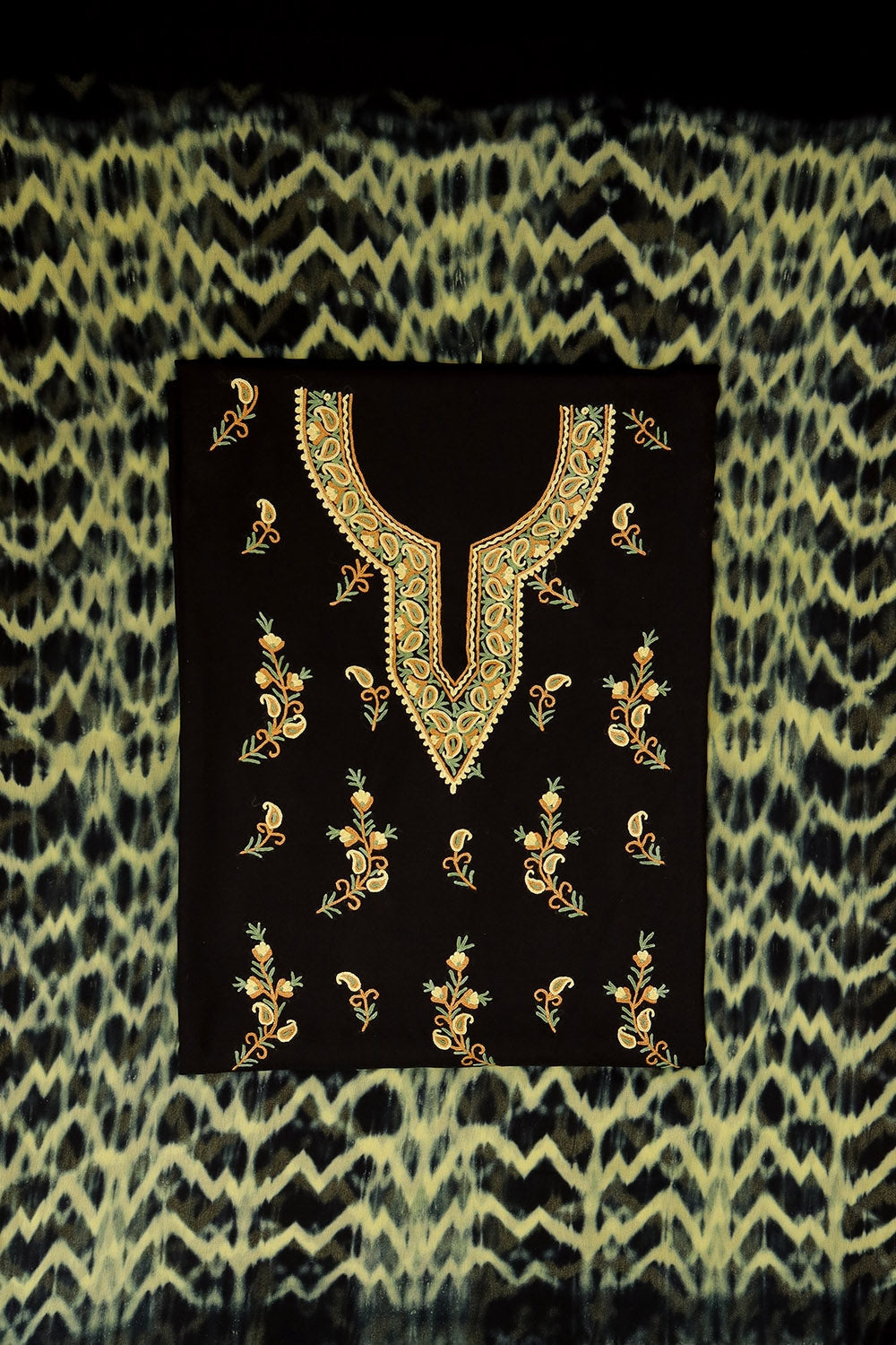 Elegant Black Colour Cotton Suit With Beautiful Kashmiri