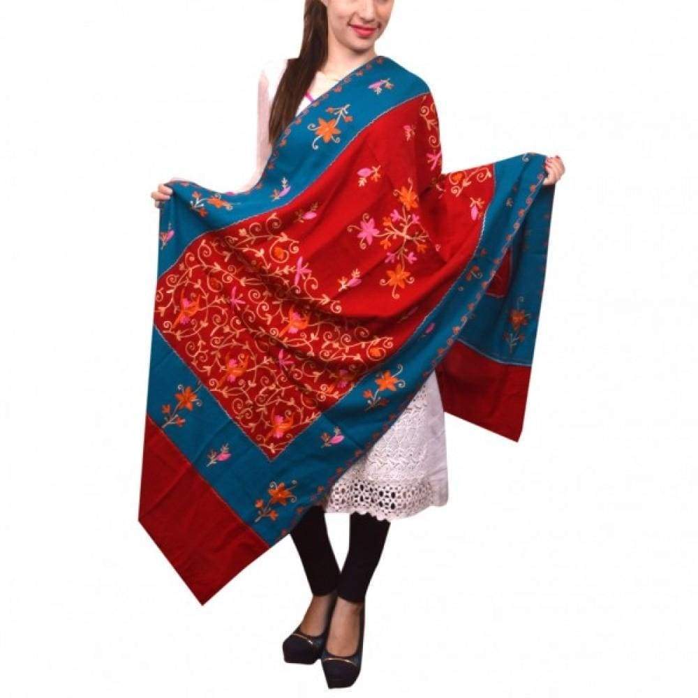 Elegant Red And Green Colour Contrast Wollen Stole