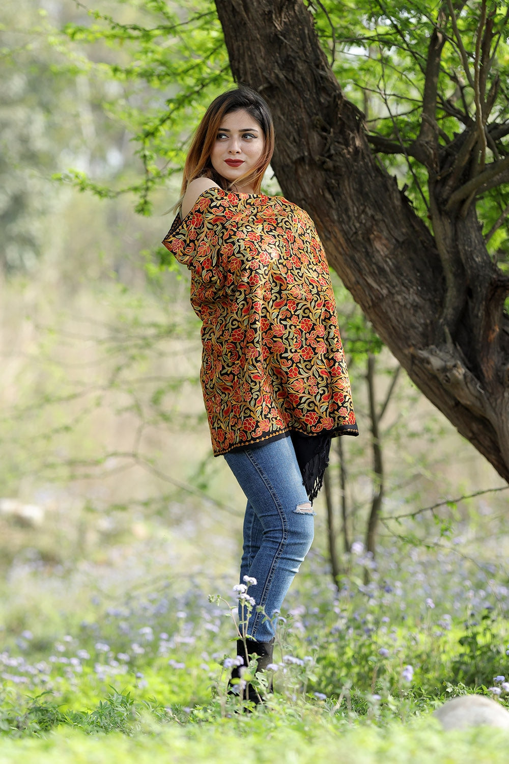 EXOTIC MULTICOLORED Black Colour Stole With Graceful Dense