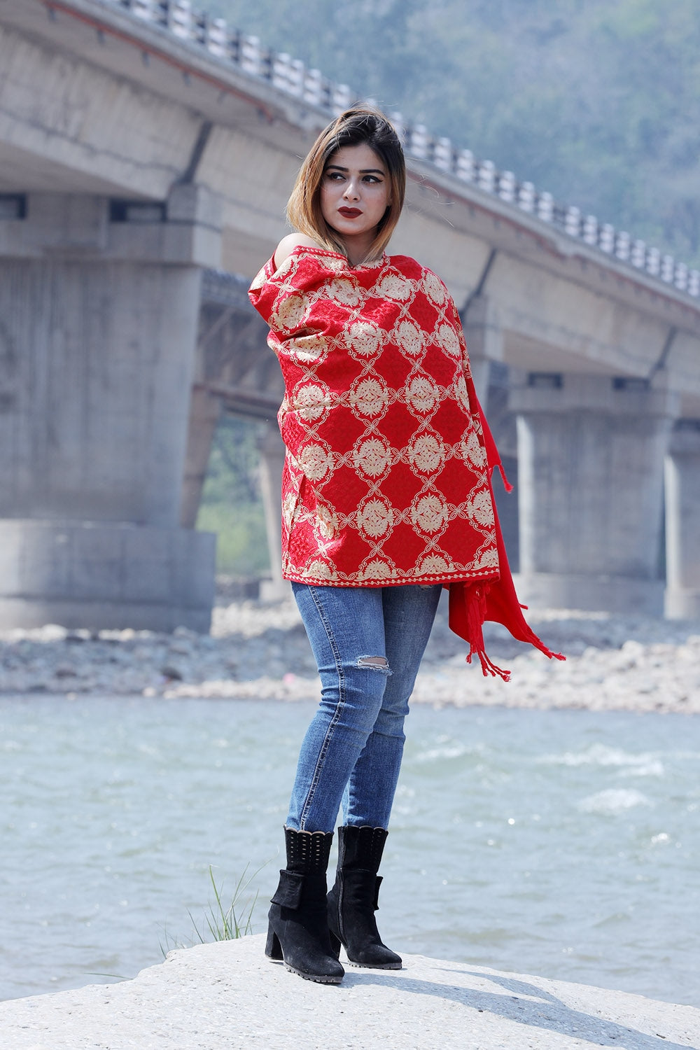 Eye Catchy Red Colour Stole With Graceful Dense Jaal