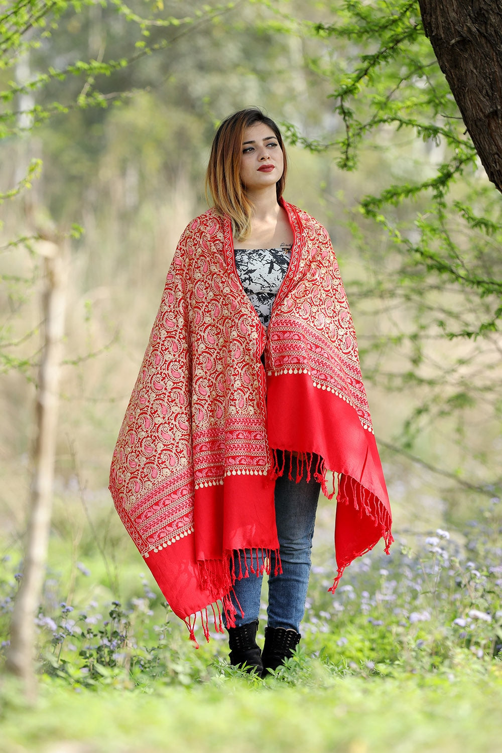 Gorgeous Red Colour Stole With Graceful Dense Jaal Pattern