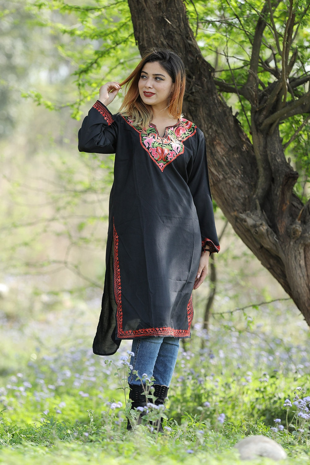 Gorgeous Steady Black Colour Cotton Kurti With Beautiful
